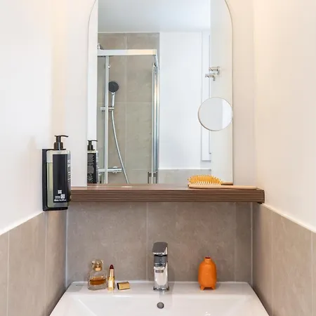 Ibis Styles Jardin De La - Renove En 2025 Hotel Paris