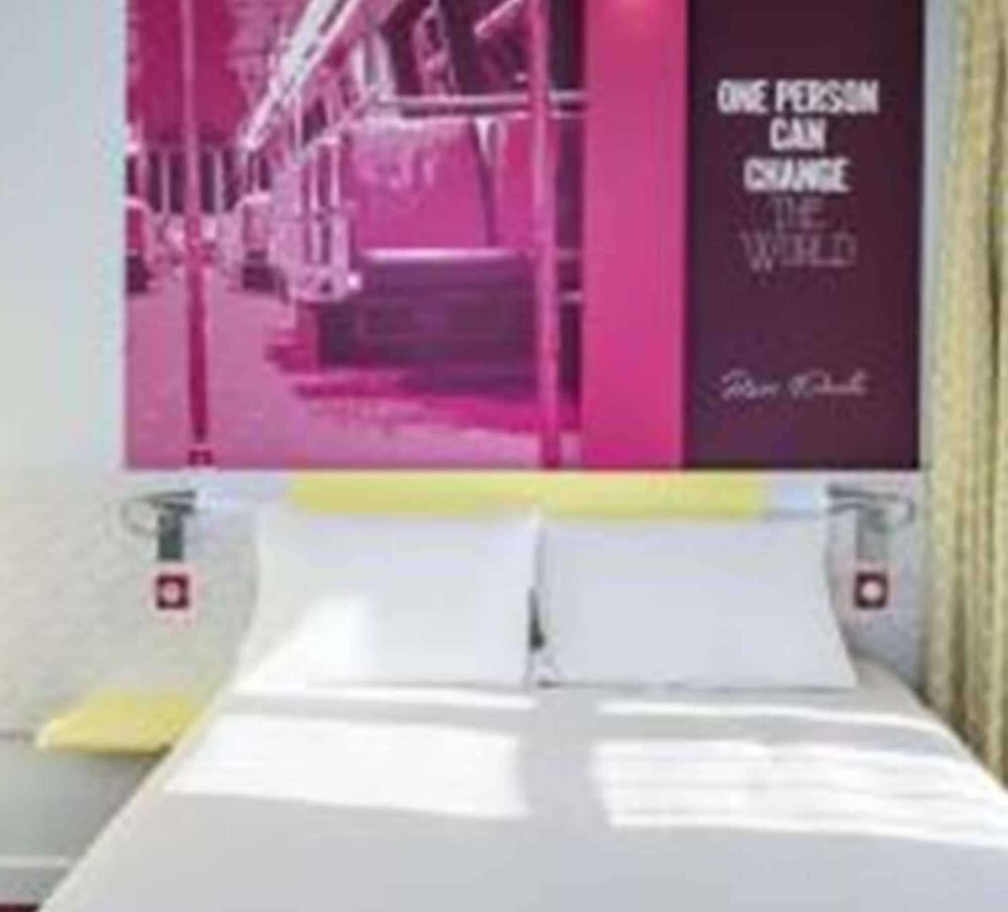 Ibis Styles Crimée La Hotel Parigi