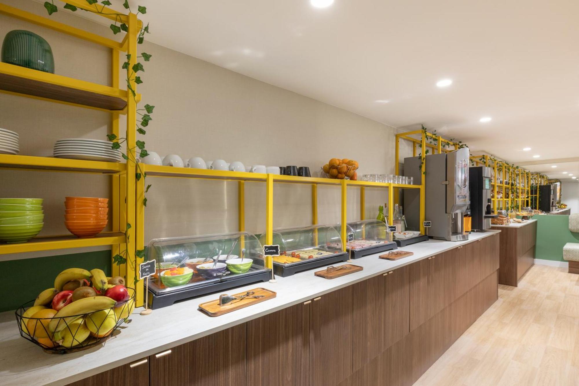 Hotel Ibis Styles Crimée La 3*