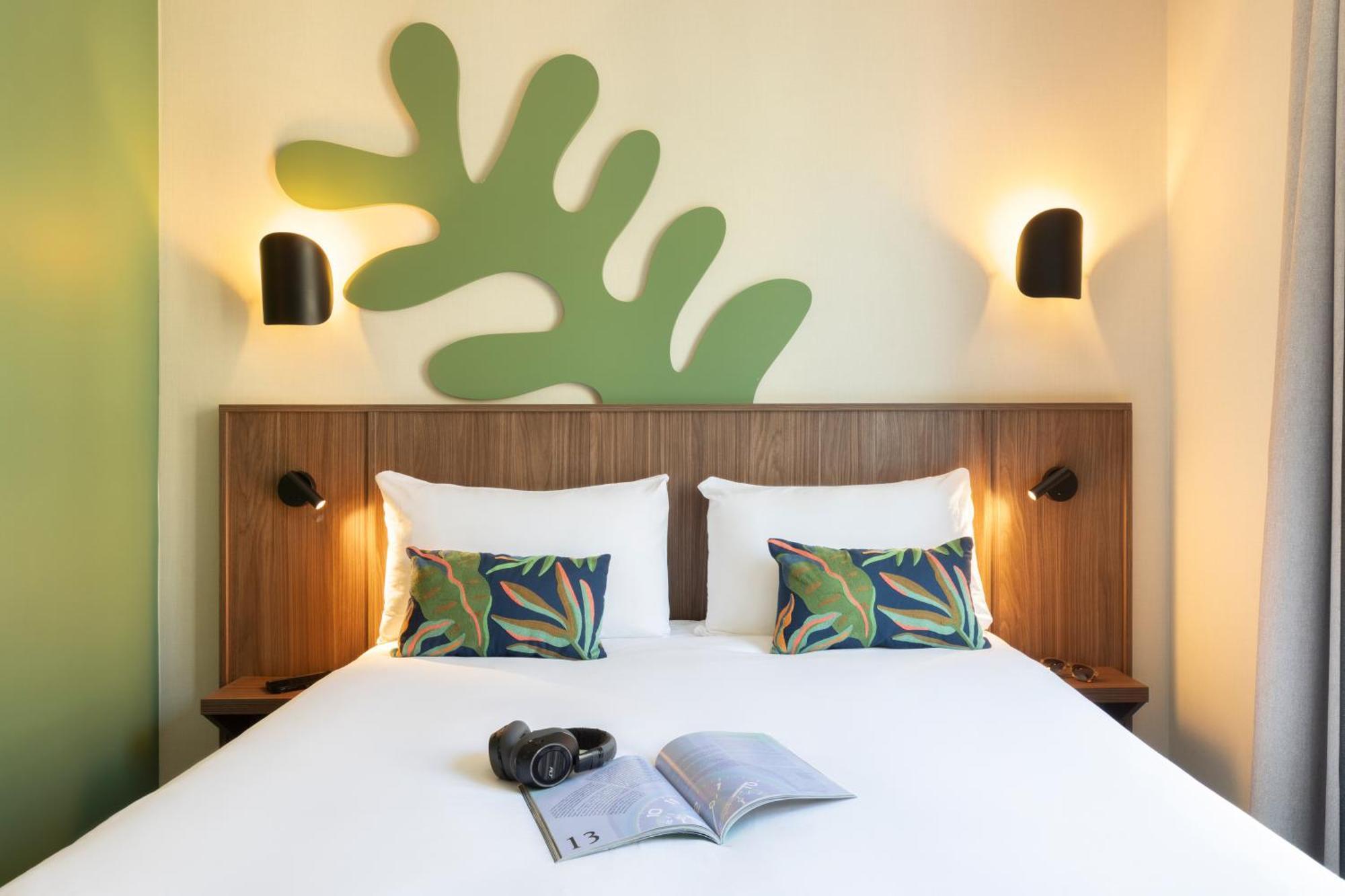 Hotel Ibis Styles Crimée La 3*