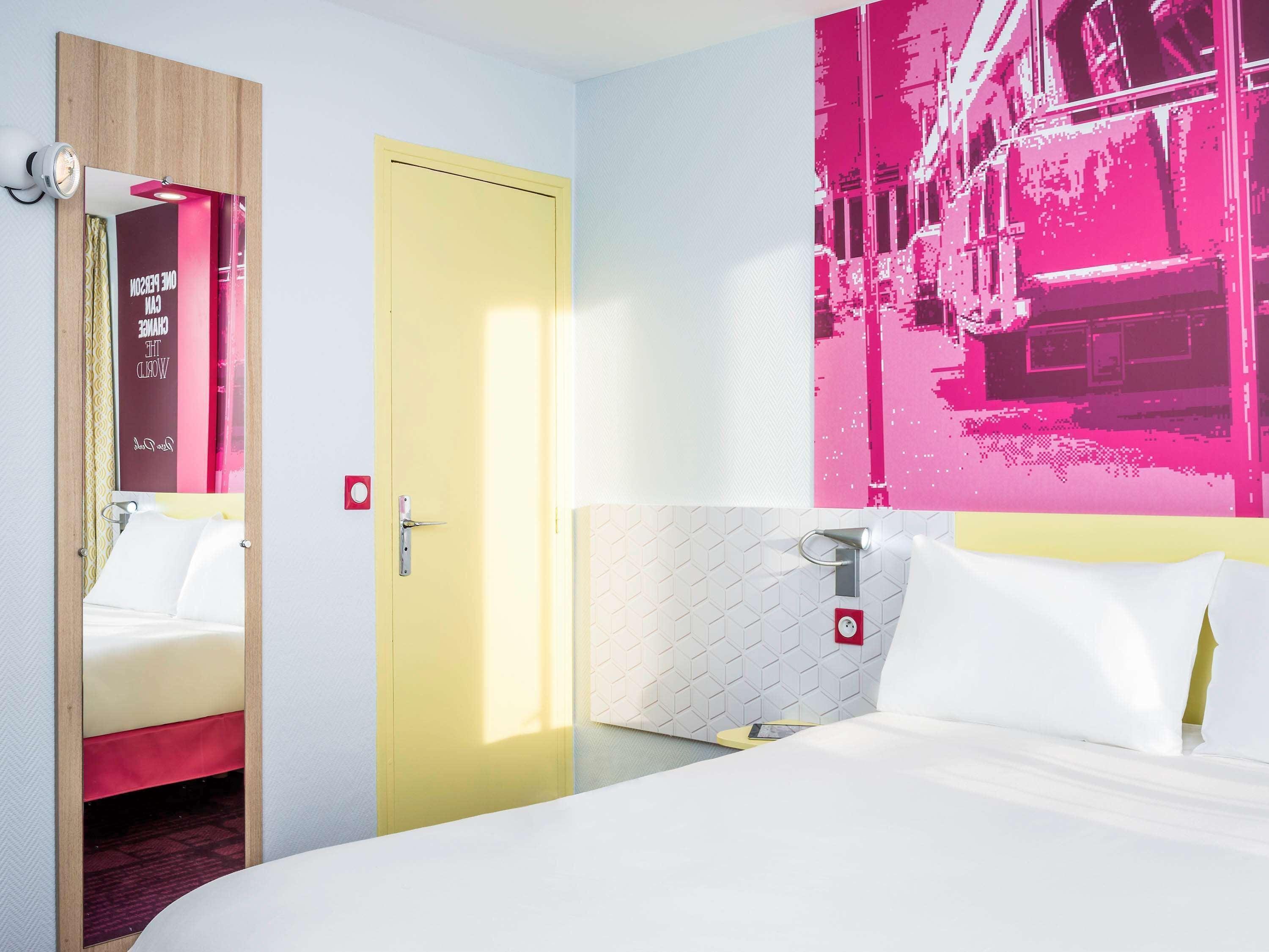 Ibis Styles Crimée La Hotel